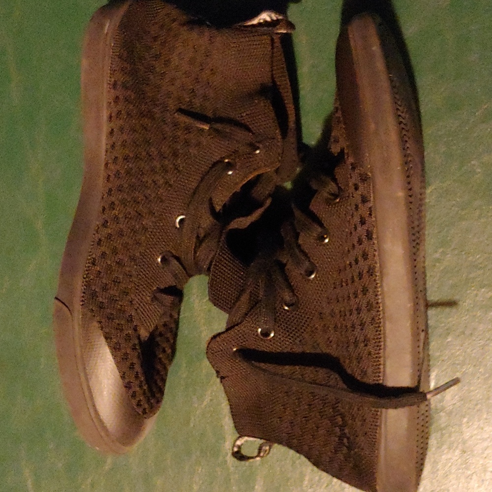 Suavs "The Legacy" knit high top women's size 8